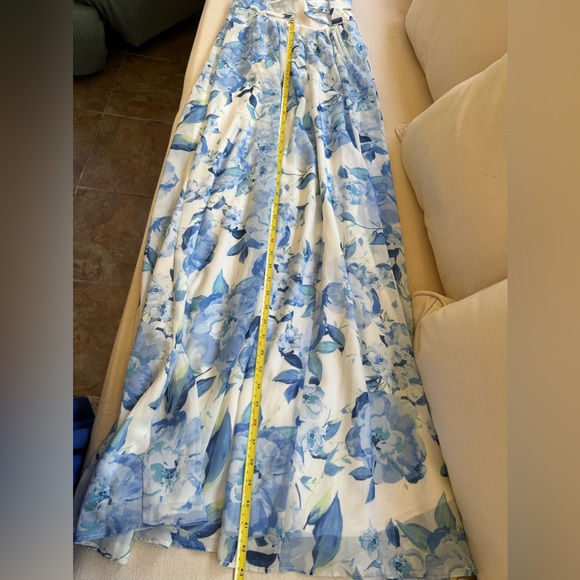 Morgan & Company maxi dress - Picture 14 of 15